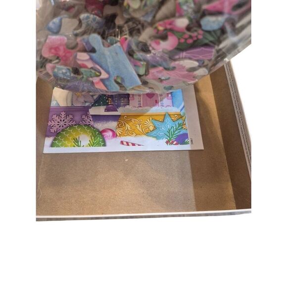 Ceaco Holiday Snow Globes 300 pc Jigsaw Puzzle - Picture 6 of 9